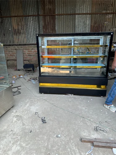 Sweet Display Counter